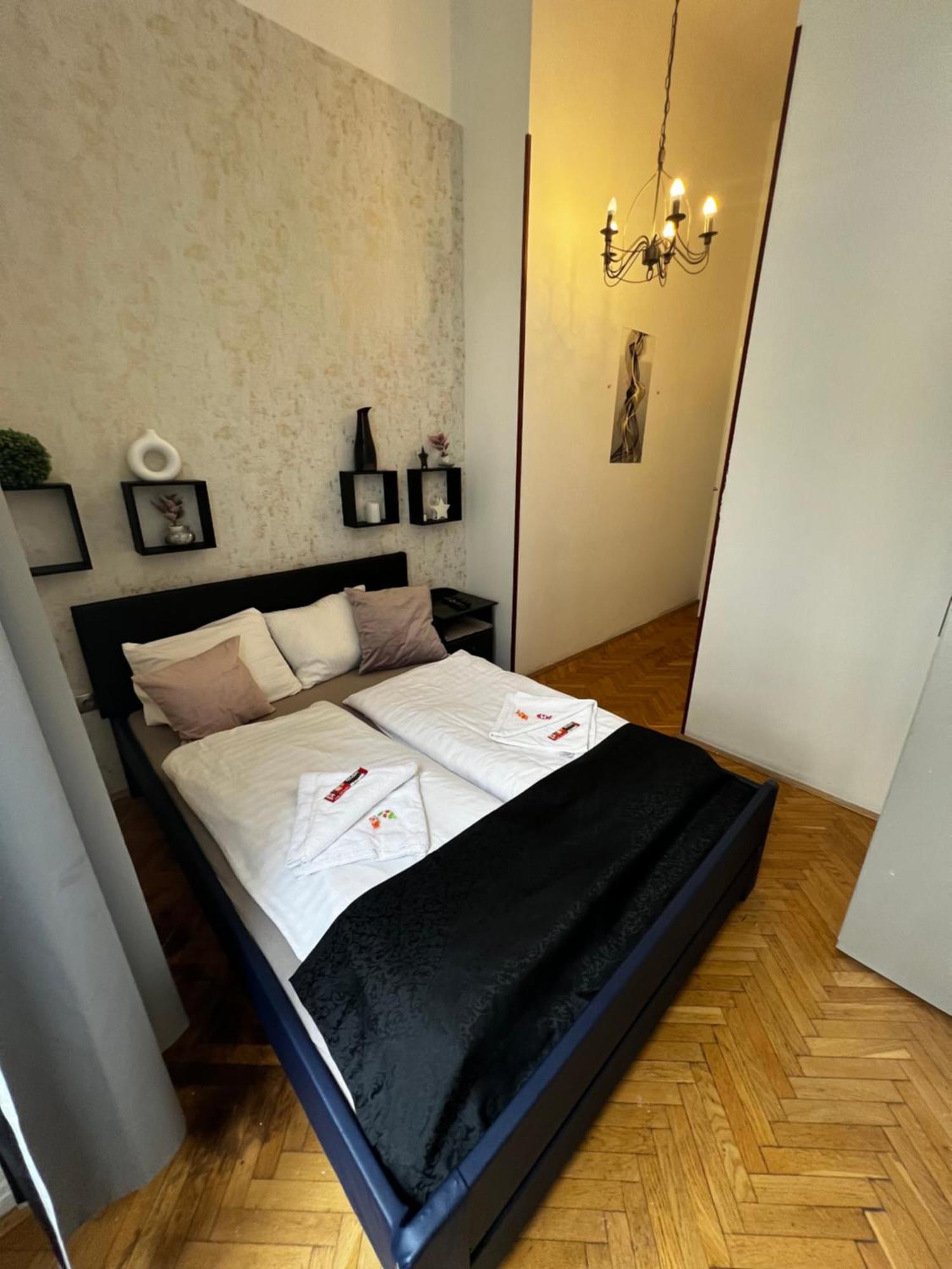 Habitación en casa particular Spring Roses Downtown Boutique 2 *