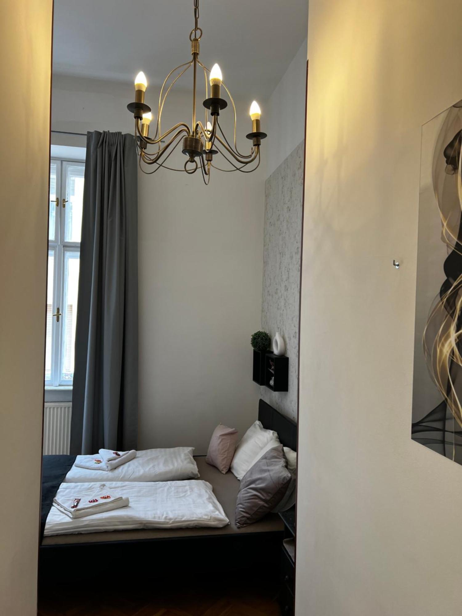 Ubytování v soukromí Spring Roses Downtown Boutique 2 *